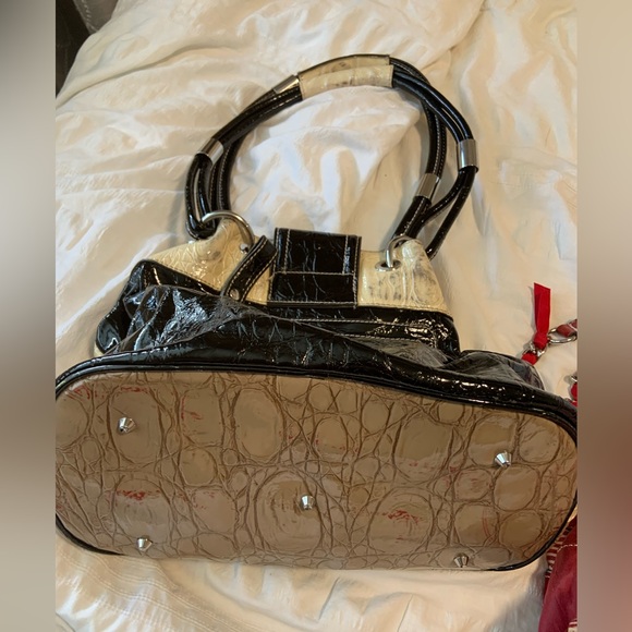 Vintage Guess Handbag - Picture 4 of 4